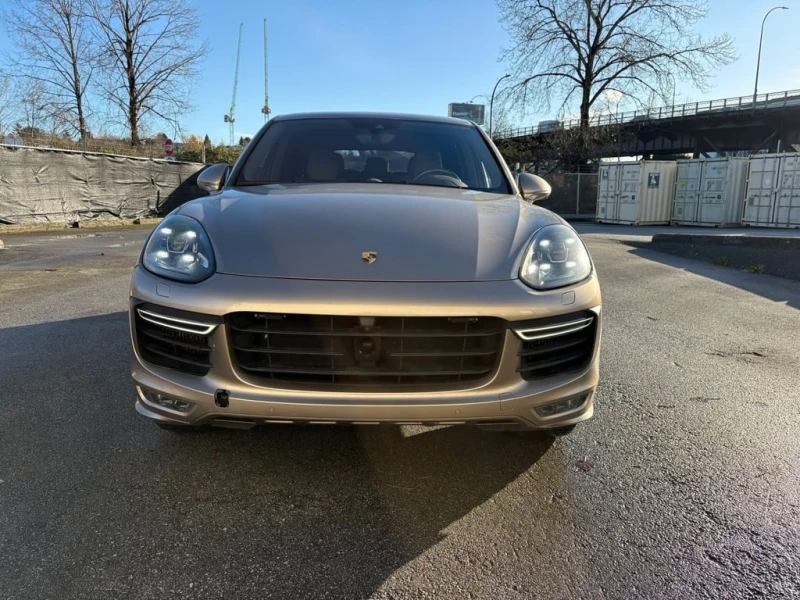 Porsche Cayenne * Turbo * CARFAX * БЕЗ ПЪРВОНАЧАЛНА ВНОСКА, снимка 6 - Автомобили и джипове - 53102573