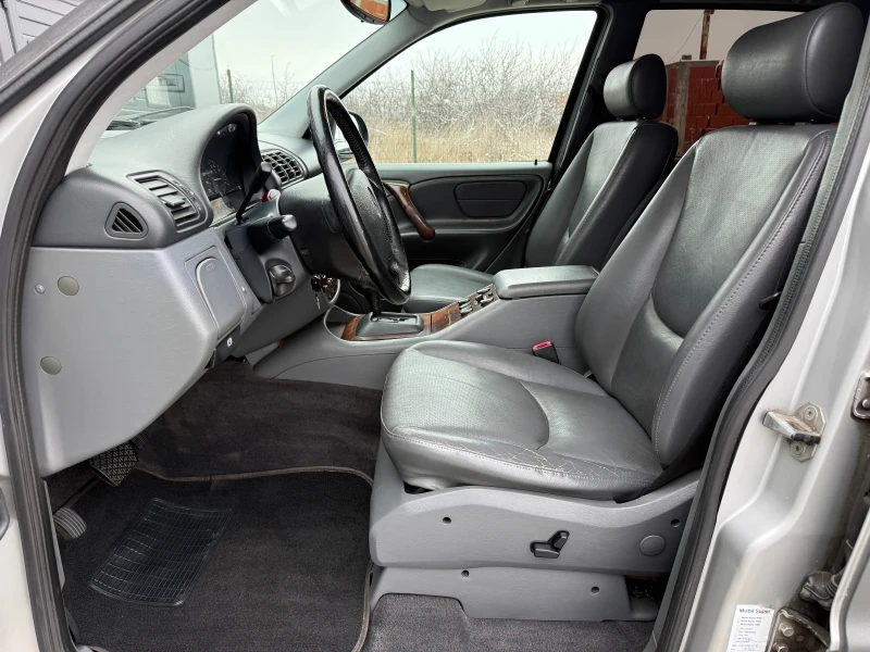 Mercedes-Benz ML 320 i, * БЕЗ РЪЖДИ* НОВИ ГУМИ! * 236 000км* Уникат!, снимка 11 - Автомобили и джипове - 53187493