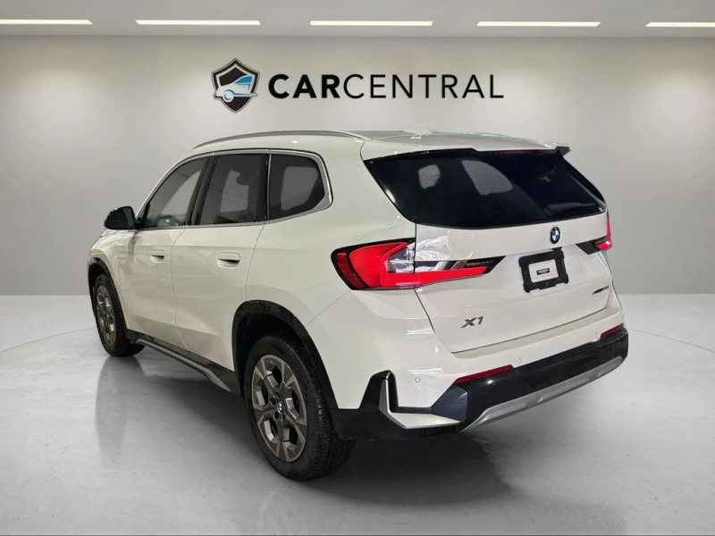 BMW X1 xDrive* АвтоКредит* (ЦЕНА ДО БГ), снимка 3 - Автомобили и джипове - 53480189