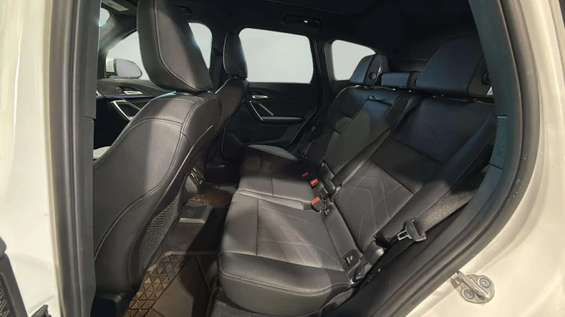 BMW X1 xDrive* АвтоКредит* (ЦЕНА ДО БГ), снимка 8 - Автомобили и джипове - 53480189