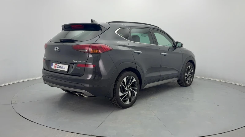 Hyundai Tucson, снимка 4 - Автомобили и джипове - 53498413