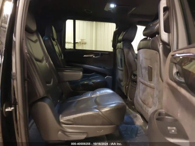 Cadillac Escalade ESV PLATINUM * КЛИП НА ДВИГАТЕЛ* , снимка 14 - Автомобили и джипове - 47851529