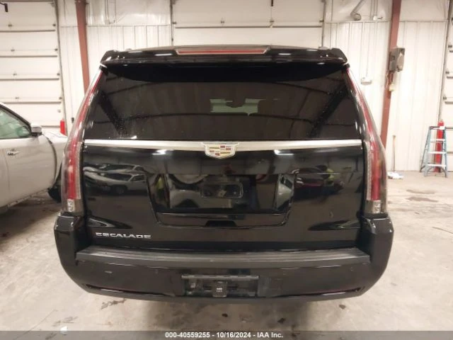 Cadillac Escalade ESV PLATINUM * КЛИП НА ДВИГАТЕЛ* , снимка 6 - Автомобили и джипове - 47851529