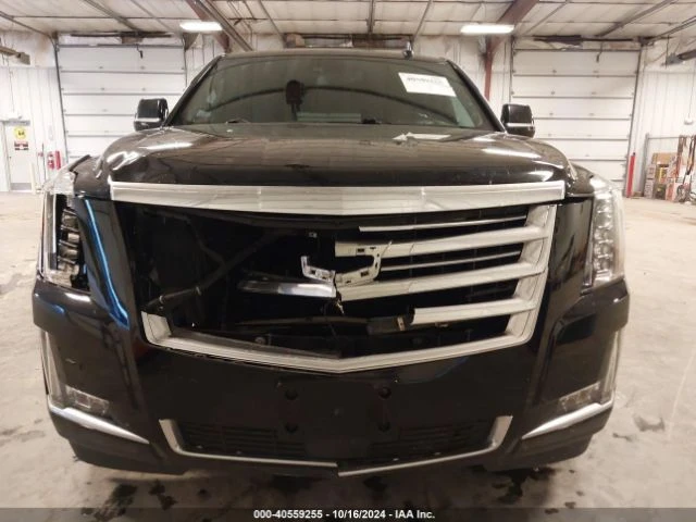 Cadillac Escalade ESV PLATINUM * КЛИП НА ДВИГАТЕЛ* , снимка 5 - Автомобили и джипове - 47851529