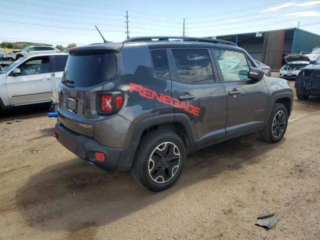 Jeep Renegade 2.4L 4 4x4 w/Front Whl Drv - изображение 6