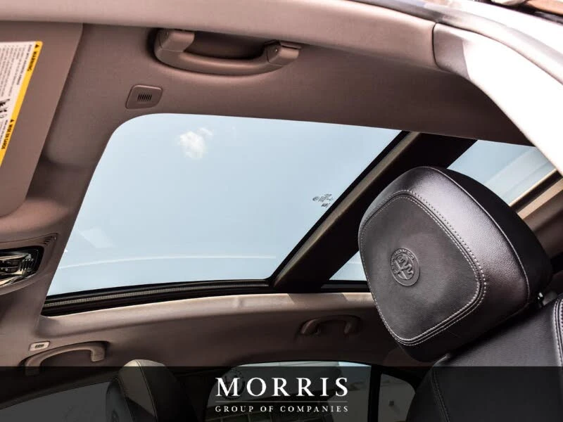 Alfa Romeo Stelvio Ti AWD* CARFAX* АвтоКредит* (ЦЕНА ДО БГ), снимка 7 - Автомобили и джипове - 53245068