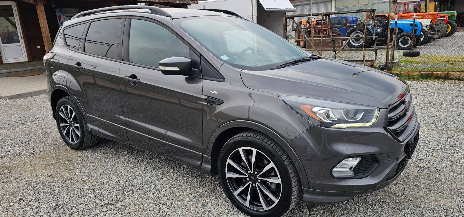 Ford Kuga 1.5 TDCI -ST-Line-120hp Navi - изображение 4