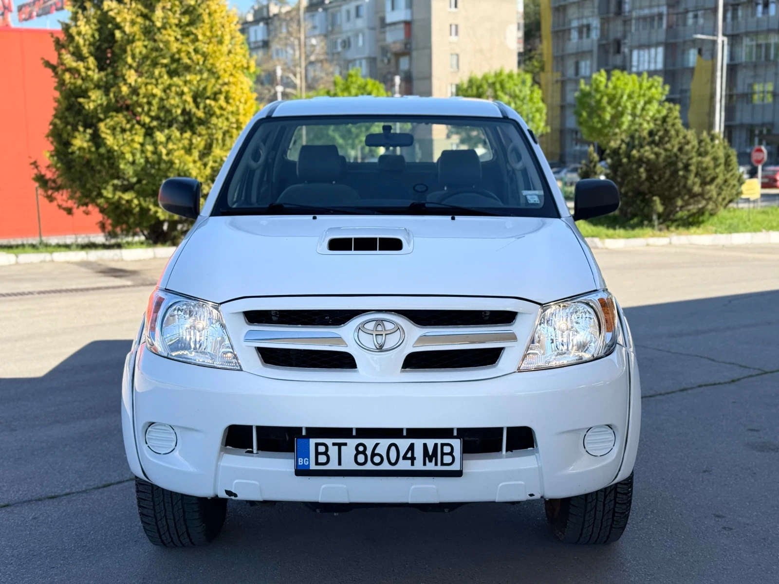 Toyota Hilux  - изображение 2