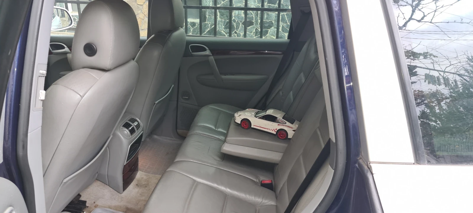 Porsche Cayenne  - изображение 8