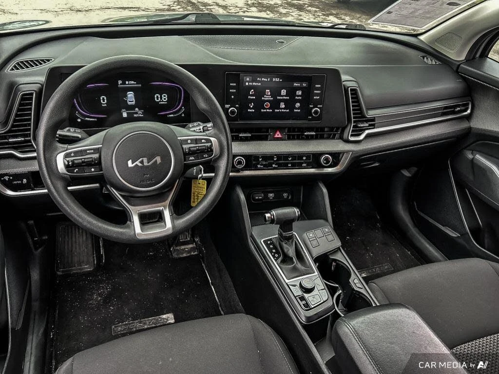 Kia Sportage * АВТО КРЕДИТ* ЦЕНА ДО БГ * СЕРВИЗНА ИСТОРИЯ *  - изображение 6