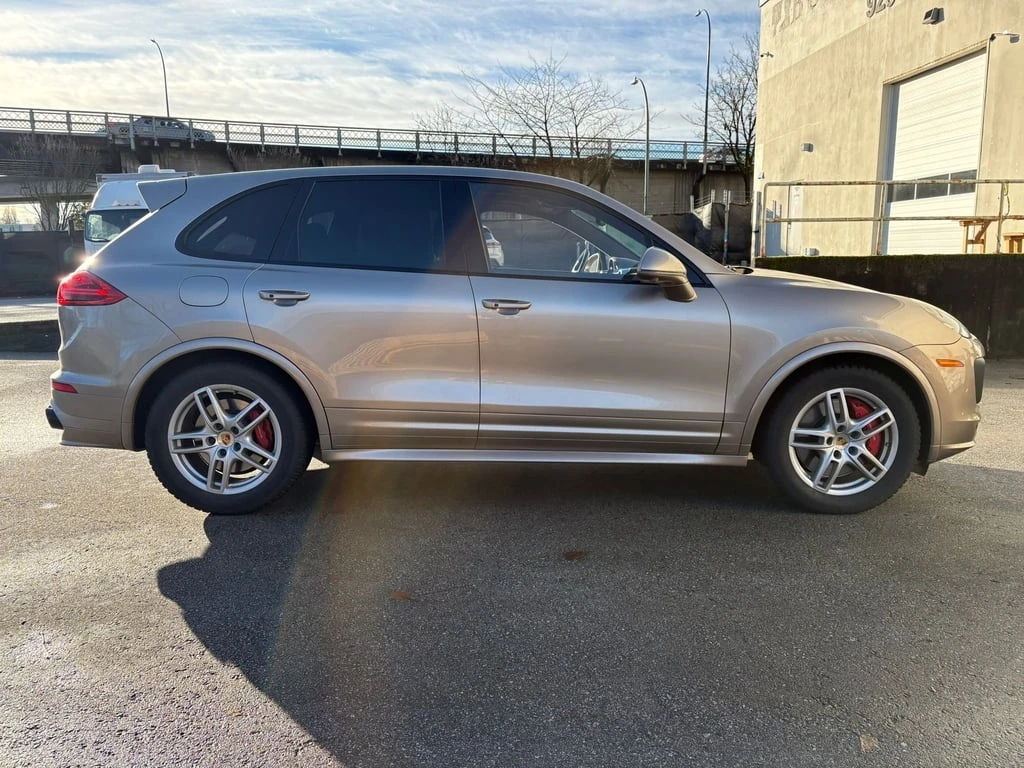 Porsche Cayenne * Turbo * CARFAX * БЕЗ ПЪРВОНАЧАЛНА ВНОСКА - изображение 3