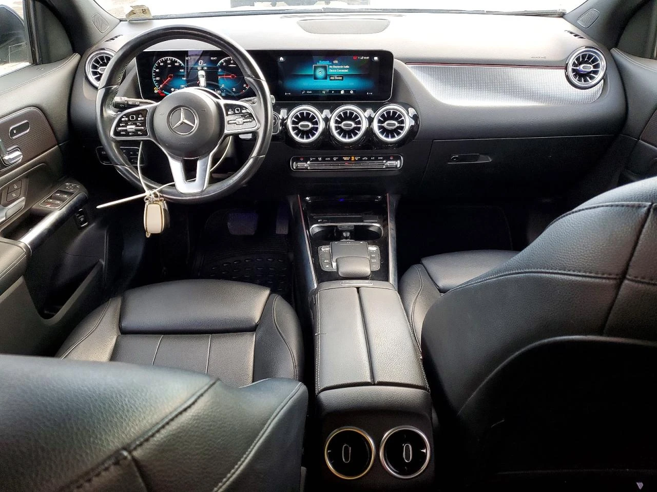 Mercedes-Benz GLA 250 4MATIC* KEYLESS* ПОДГРЕВ* КАМЕРА* CARPLAY* AMBIENT - изображение 9