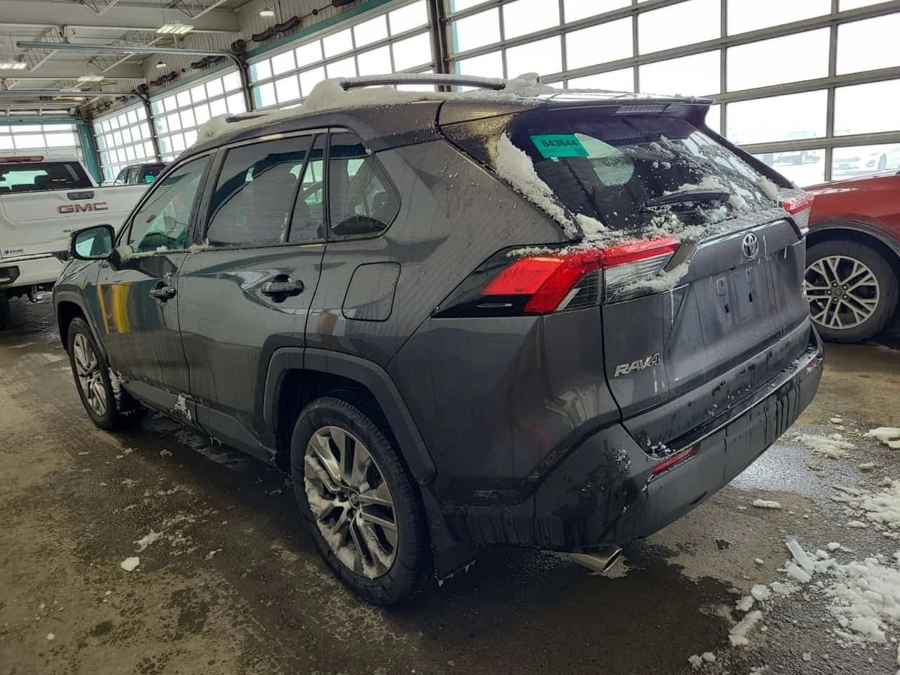 Toyota Rav4 XLE /CARFAX /Кожа/Подгрев/4х4/Панорама, снимка 4 - Автомобили и джипове - 53894186
