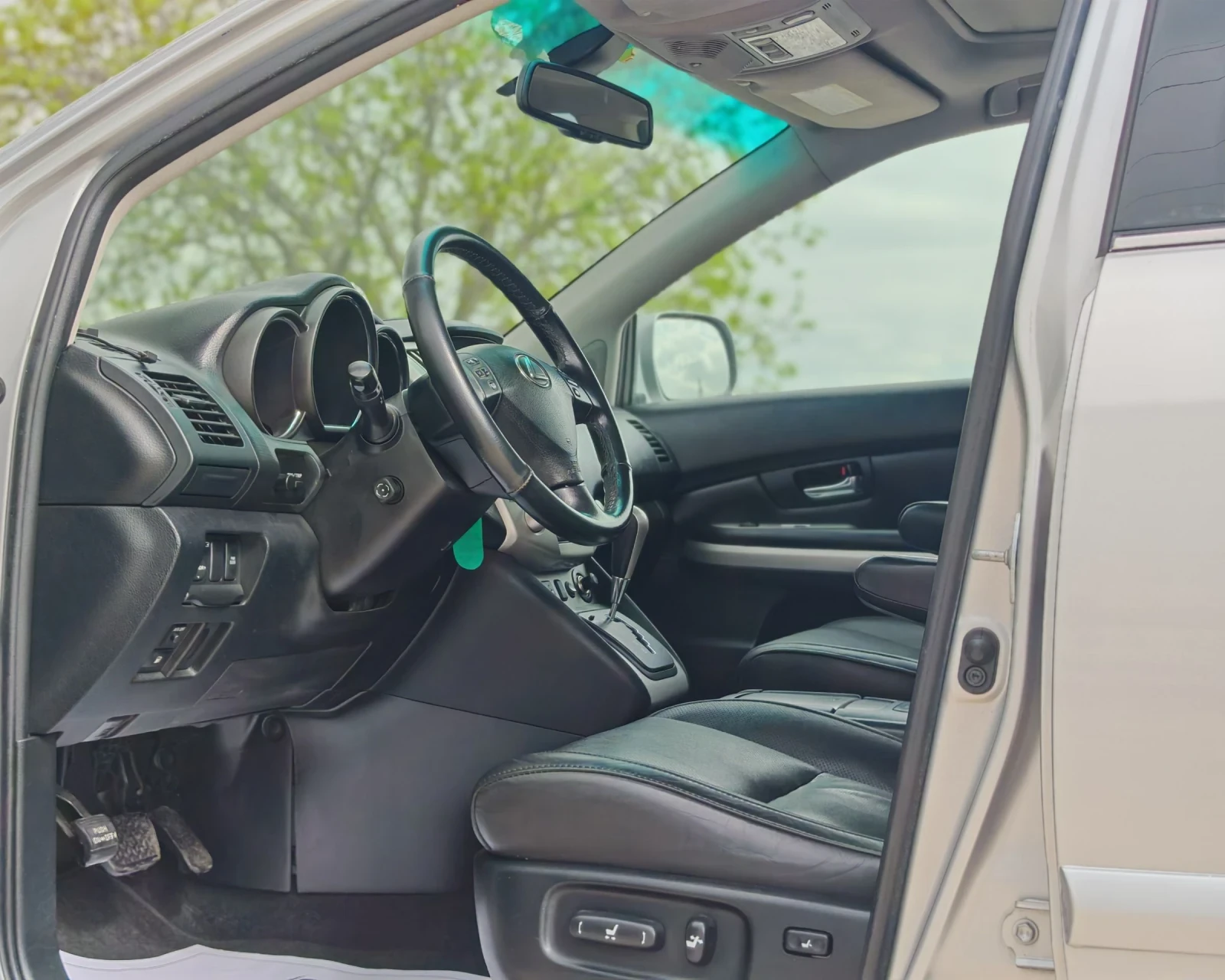 Lexus RX 400 3.3 272 К.С ХИБРИД!4Х4!АВТОМАТ! , снимка 8 - Автомобили и джипове - 54336171