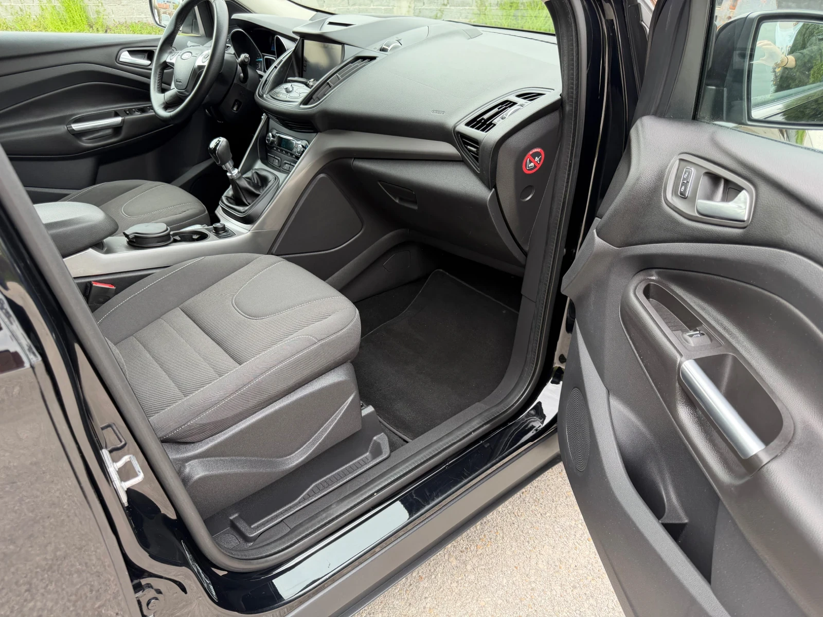 Ford Kuga 2.0TDCI FACELIFT NAVI ИТАЛИЯ, снимка 16 - Автомобили и джипове - 54459072