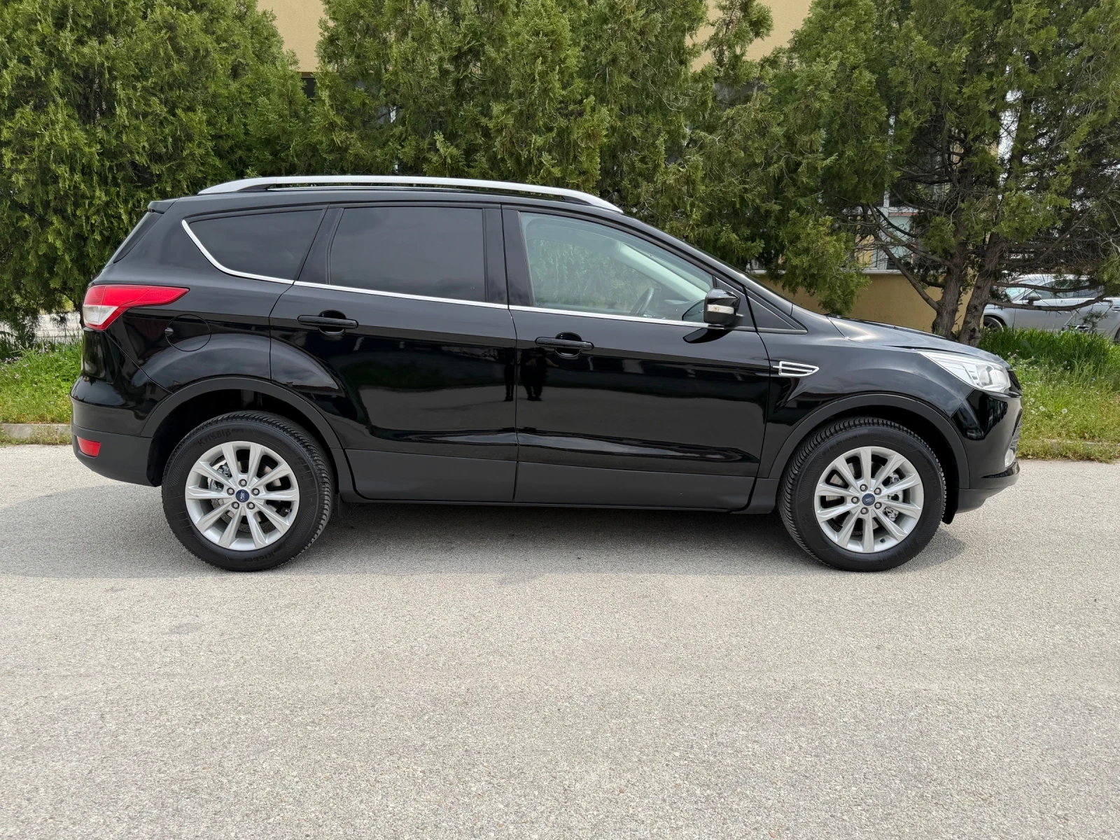 Ford Kuga 2.0TDCI FACELIFT NAVI ИТАЛИЯ, снимка 7 - Автомобили и джипове - 54459072