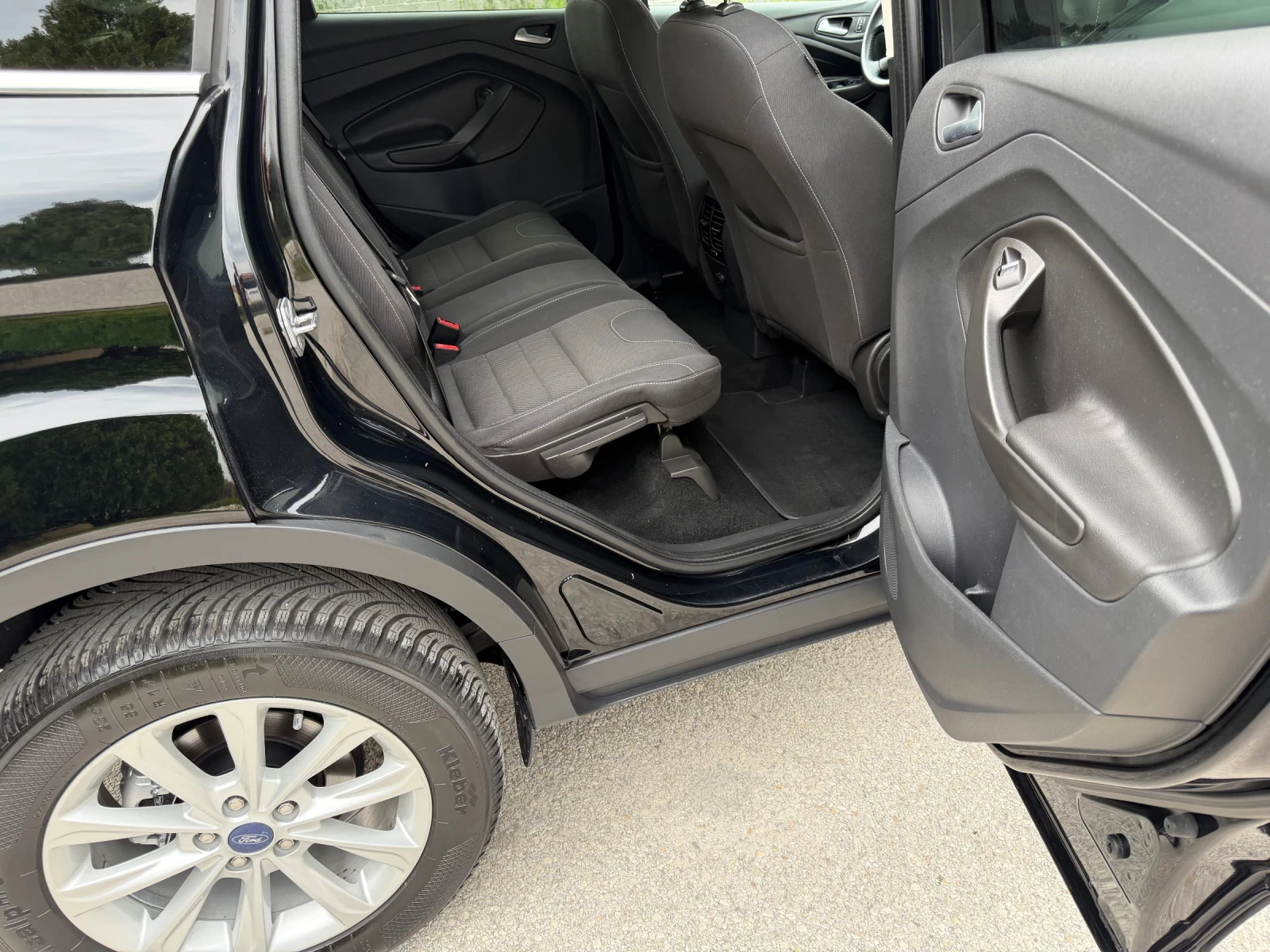 Ford Kuga 2.0TDCI FACELIFT NAVI ИТАЛИЯ, снимка 15 - Автомобили и джипове - 54459072