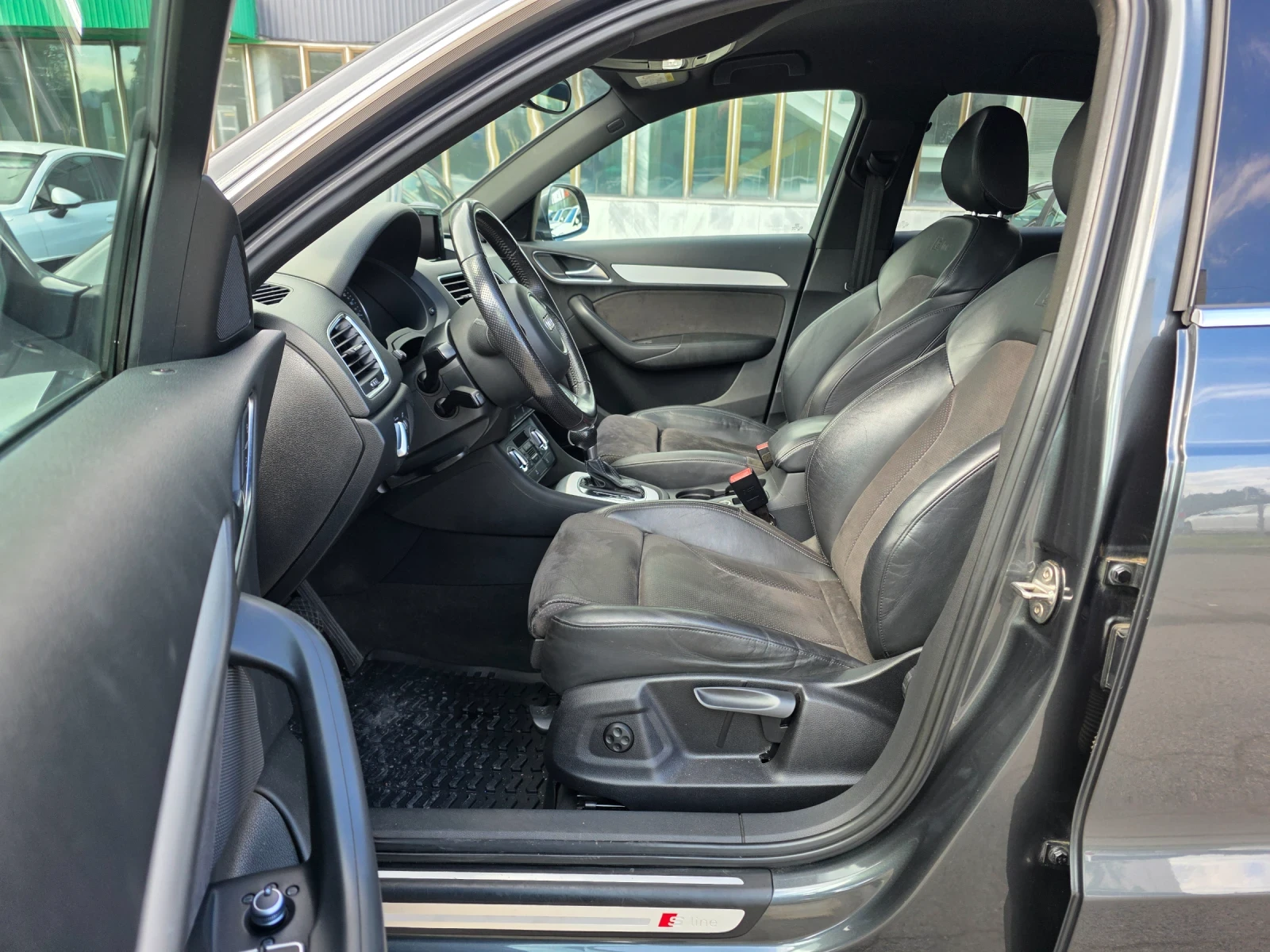 Audi Q3 2.0 TDI 140k.c S-line quattro UNIKAT ITALIA  | Mobile.bg � ����������� 7