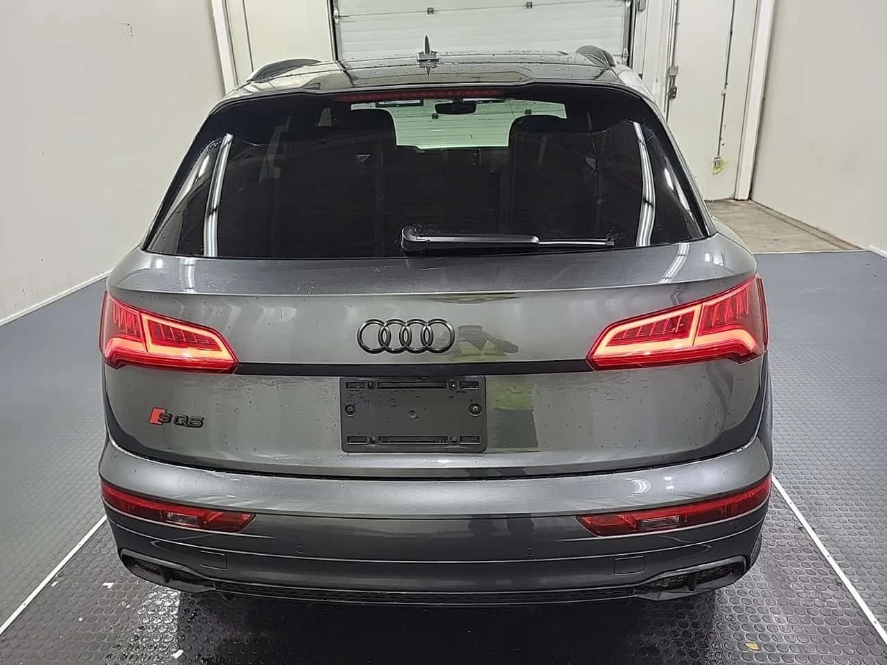 Audi SQ5 TECHNIK/CARFAX/ФИНАНСИРАНЕ, снимка 17 - Автомобили и джипове - 54663854