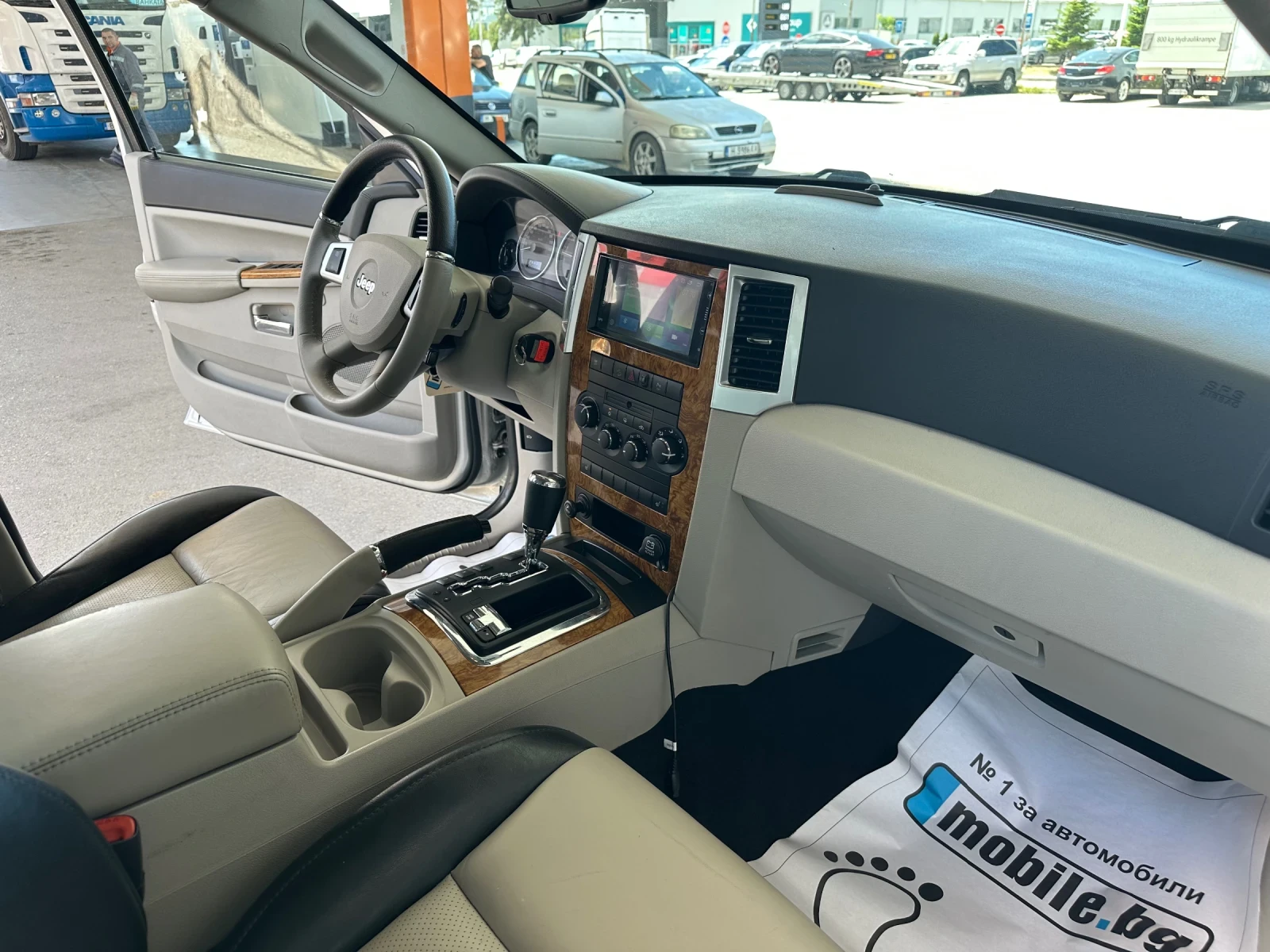 Jeep Grand cherokee 3.0CRD, снимка 15 - Автомобили и джипове - 54912595