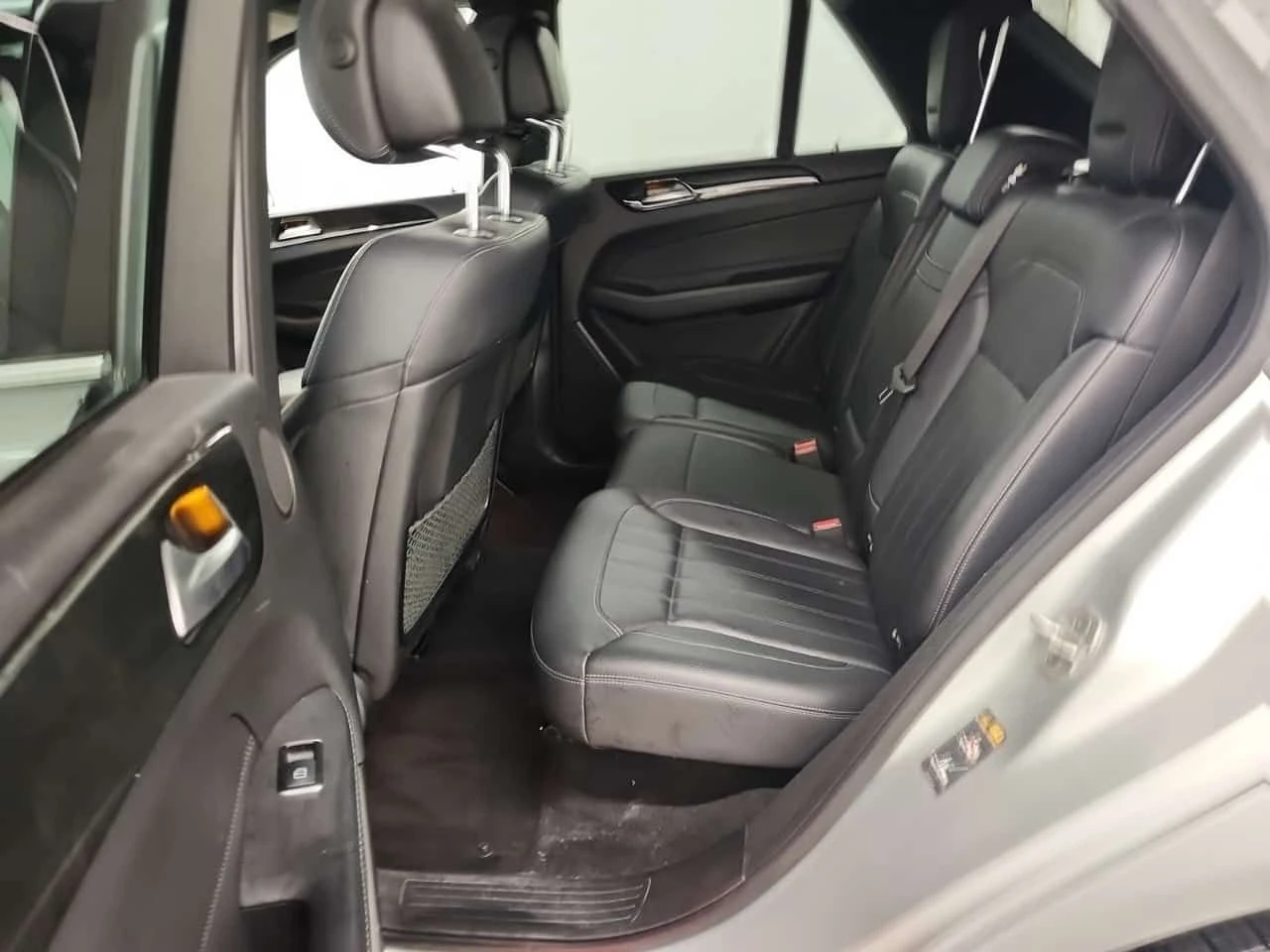 Mercedes-Benz GLE 400  | DISTRONIC | 360 |  PANO | ДВА КЛЮЧА , снимка 13 - Автомобили и джипове - 54944915