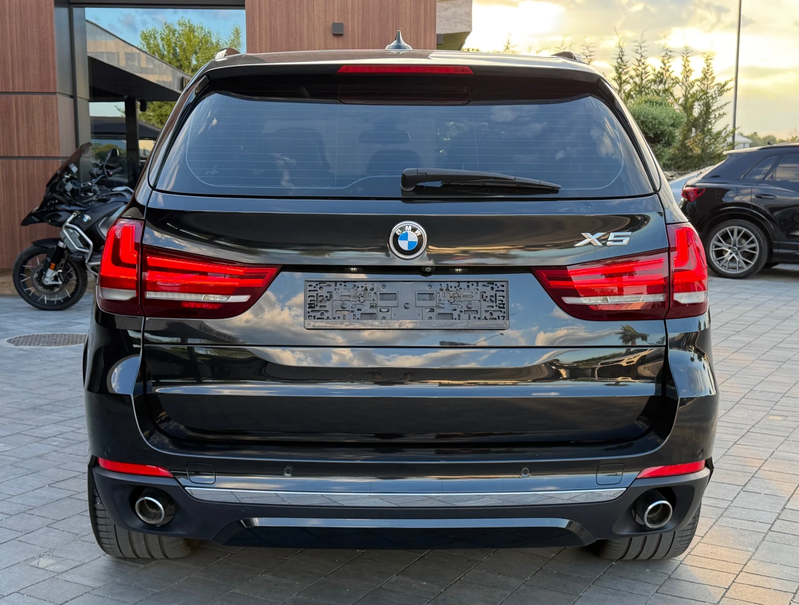 BMW X5 30d xDrive #PANORAMA#CAMERA#harman/kardon#, снимка 6 - Автомобили и джипове - 54983458