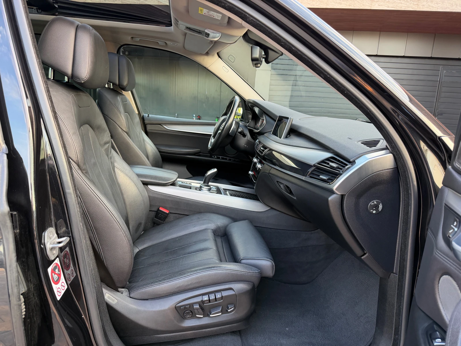 BMW X5 30d xDrive #PANORAMA#CAMERA#harman/kardon#, снимка 12 - Автомобили и джипове - 54983458