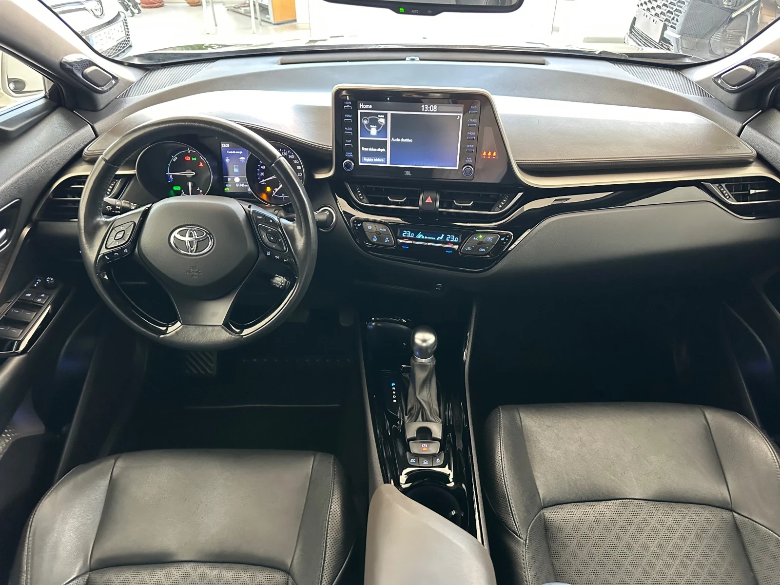Toyota C-HR Black Edition, снимка 11 - Автомобили и джипове - 55876755
