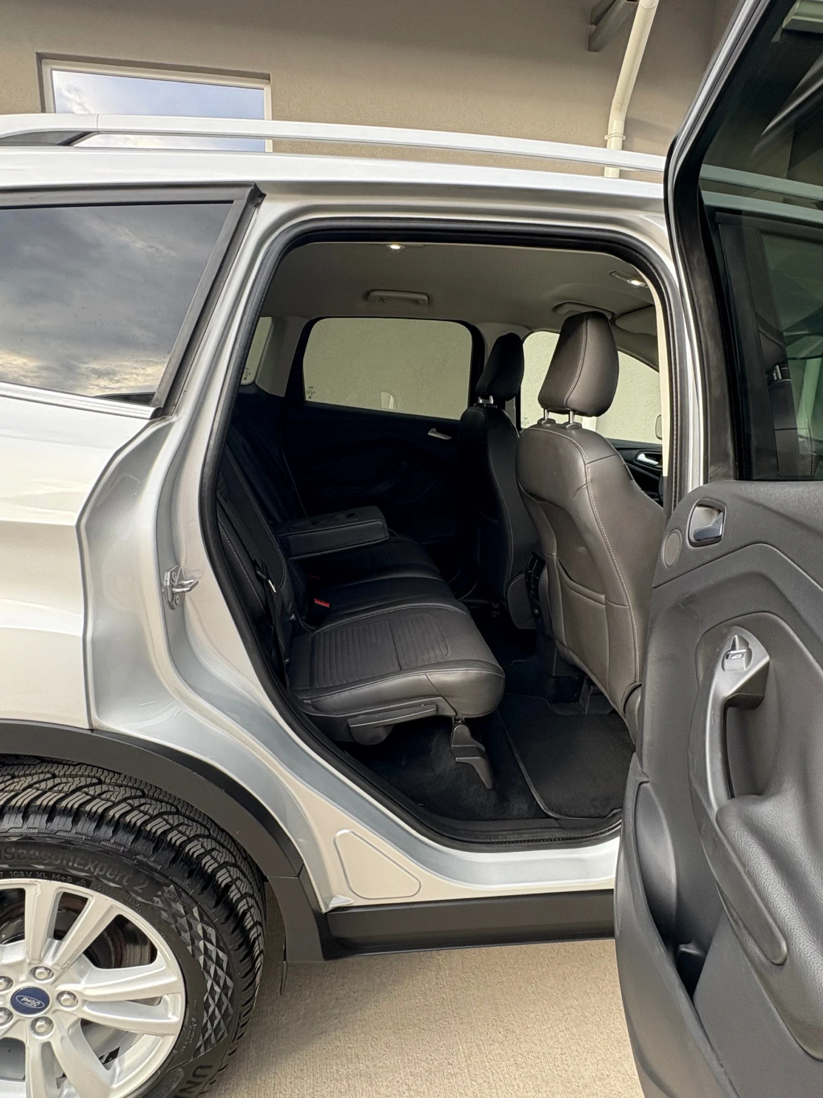 Ford Kuga Titanium, снимка 15 - Автомобили и джипове - 56120127