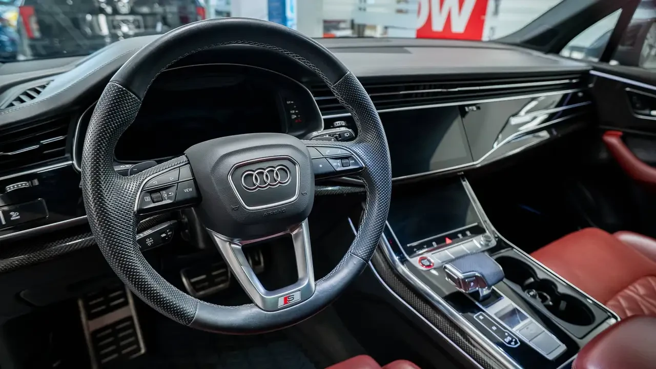 Audi SQ7, снимка 12 - Автомобили и джипове - 56181149