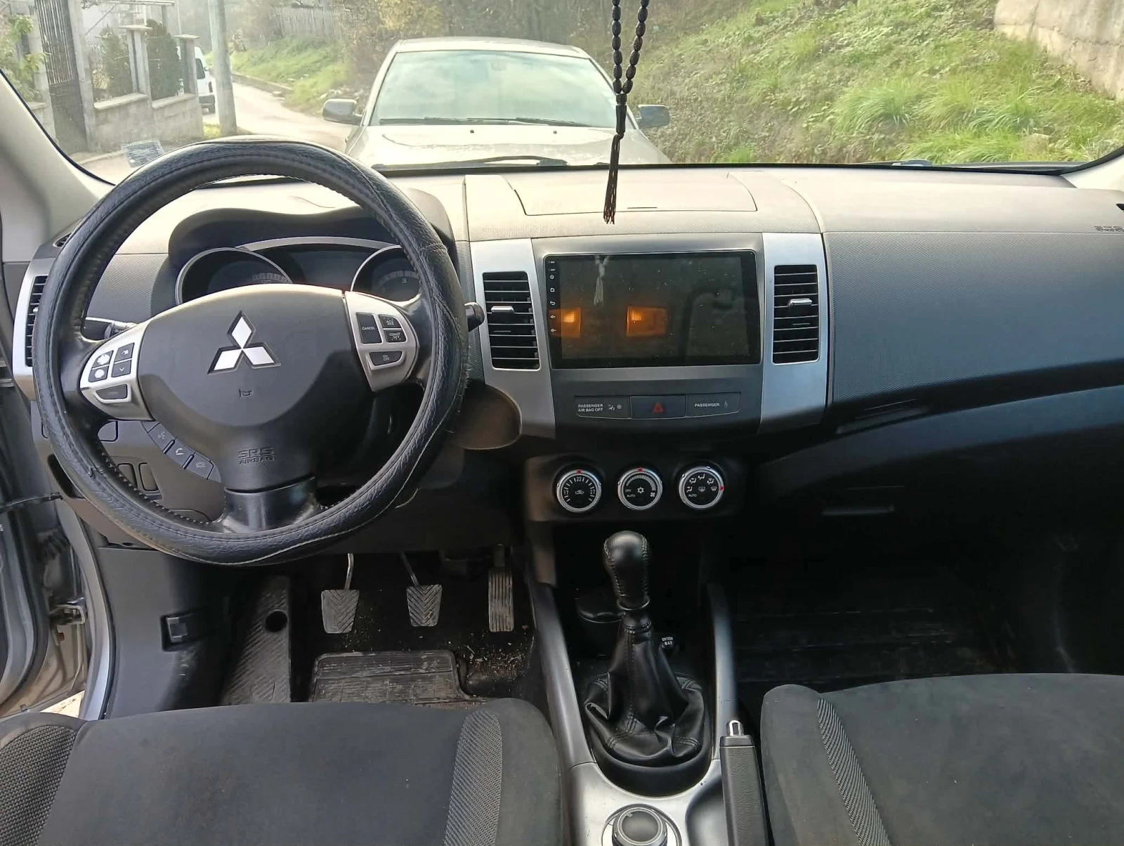 Mitsubishi Outlander 2.0, снимка 9 - Автомобили и джипове - 56433155