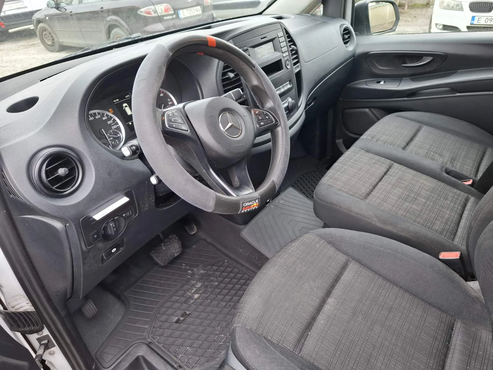 Mercedes-Benz Vito 116 CDI, снимка 8 - Бусове и автобуси - 53888830