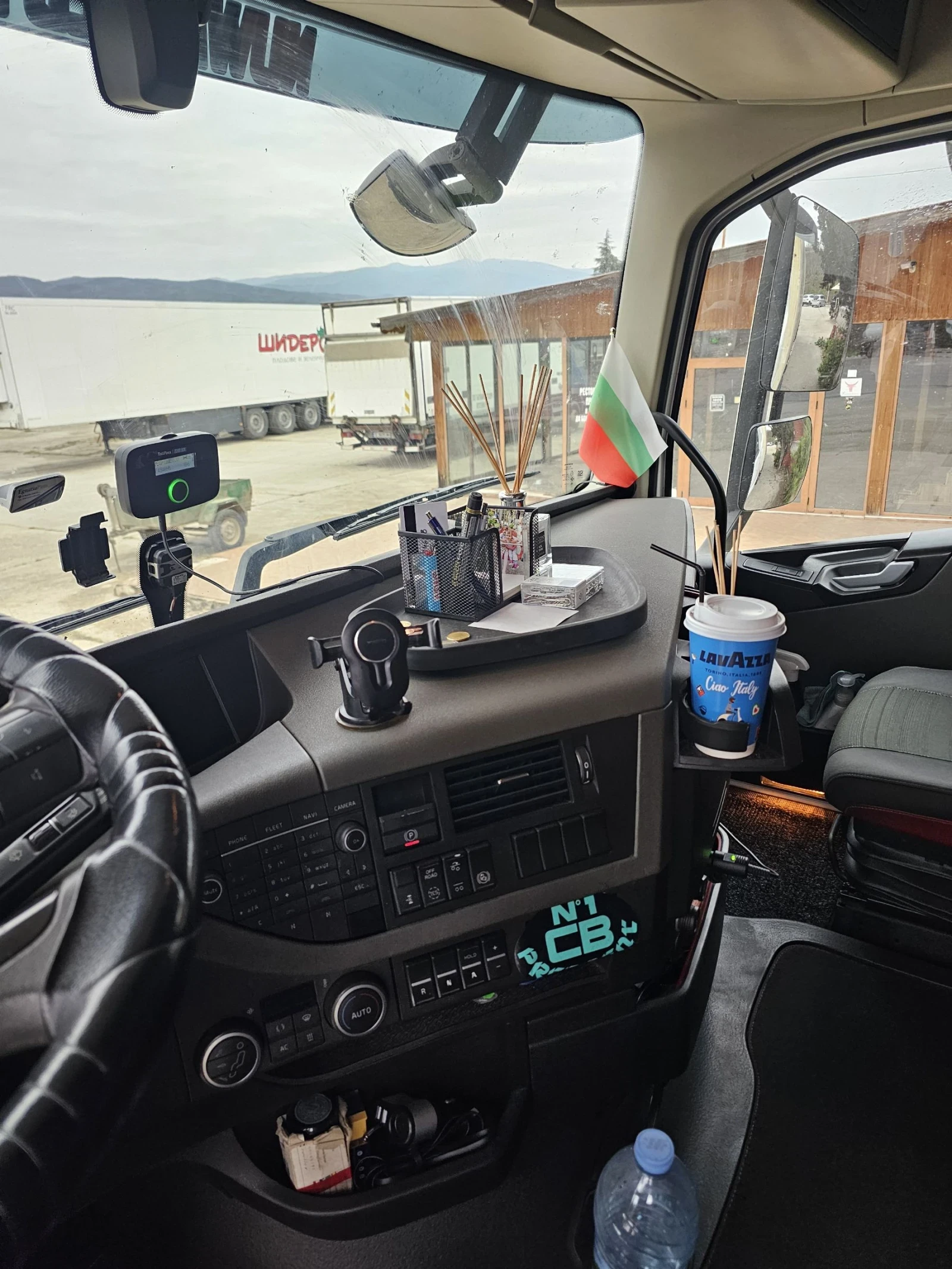 Volvo Fh, снимка 17 - Камиони - 53906680