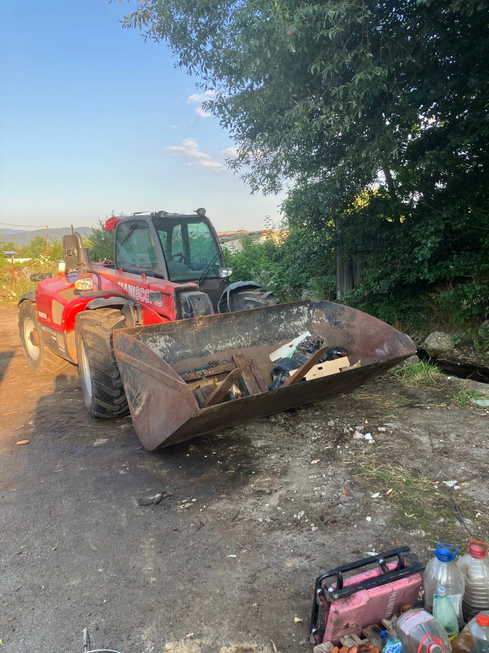 Телескопичен товарач Manitou MLT 735 120 LSU, снимка 2 - Селскостопанска техника - 55631651