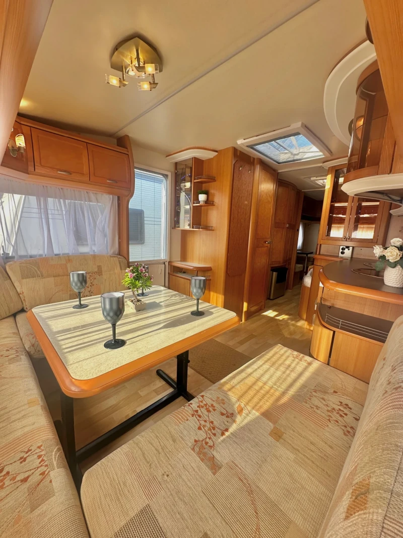 Каравана Hobby Prestige 8-Местна! /НОВ ВНОС /РЕГИСТРИРАНА/ УНИКАТ, снимка 8 - Каравани и кемпери - 51597667