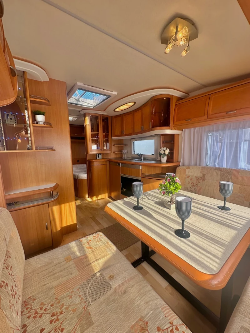 Каравана Hobby Prestige 8-Местна! /НОВ ВНОС /РЕГИСТРИРАНА/ УНИКАТ, снимка 9 - Каравани и кемпери - 51597667