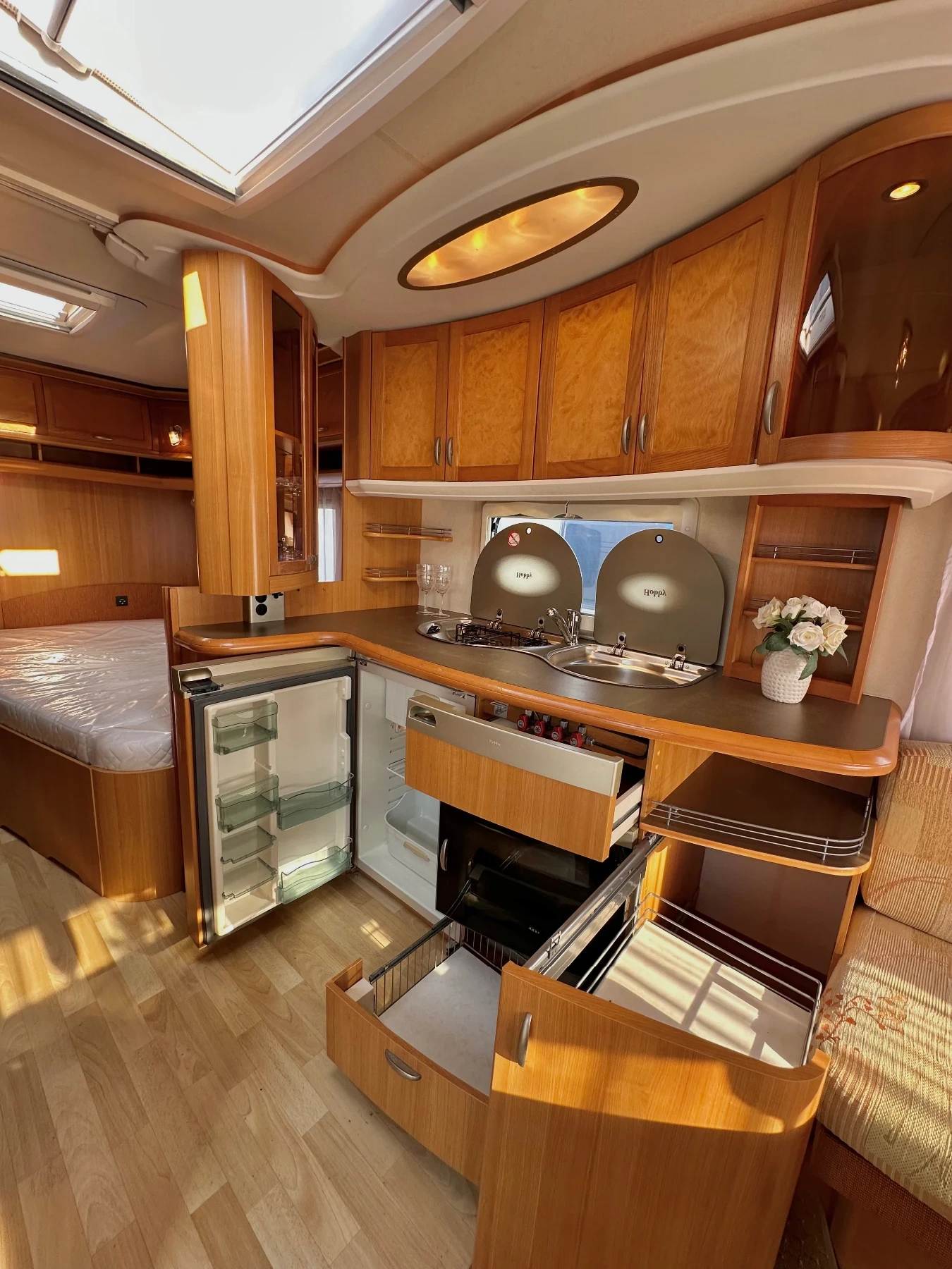  Hobby Prestige 8-! /  //  | Mobile.bg   11