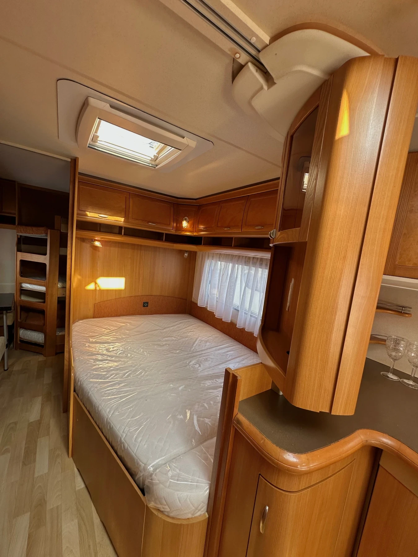  Hobby Prestige 8-! /  //  | Mobile.bg   13