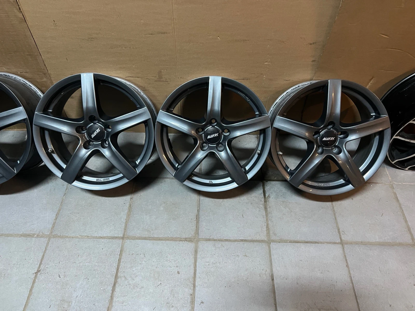 ������ | Mobile.bg � ����������� 4