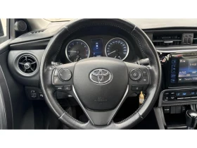 Toyota Corolla SEDAN 1.6P CVT EXECUTIVE, снимка 13