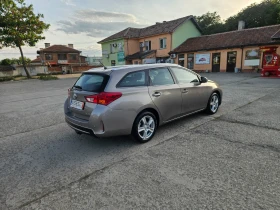 Toyota Auris 1.6, снимка 6