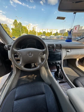 Mercedes-Benz C 200, снимка 2
