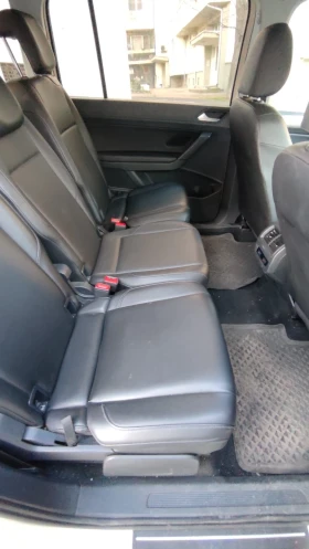 VW Touran 2.0tdi - 11000 € / 21514.13 лв. - 63452518 11