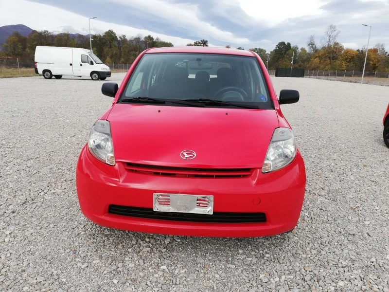 Daihatsu Sirion 1.0i kli italia, снимка 2 - Автомобили и джипове - 44289520