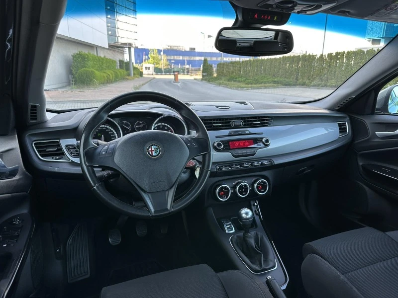 Alfa Romeo Giulietta 1.4-TUBO-170 К.С-ШВЕИЦАРИЯ, снимка 14 - Автомобили и джипове - 46574564