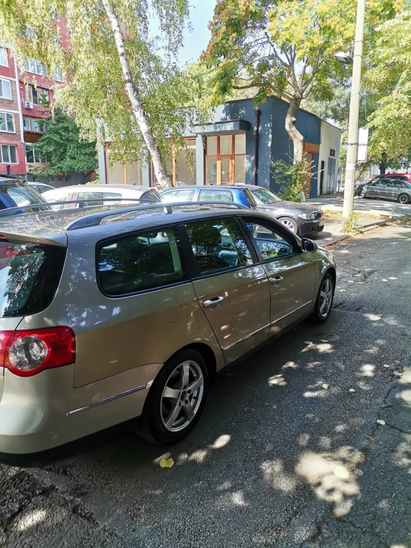 VW Passat, снимка 2 - Автомобили и джипове - 47092478