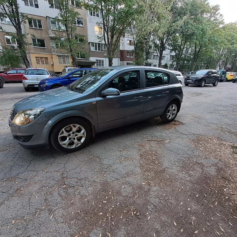 Opel Astra h, снимка 10 - Автомобили и джипове - 47501063