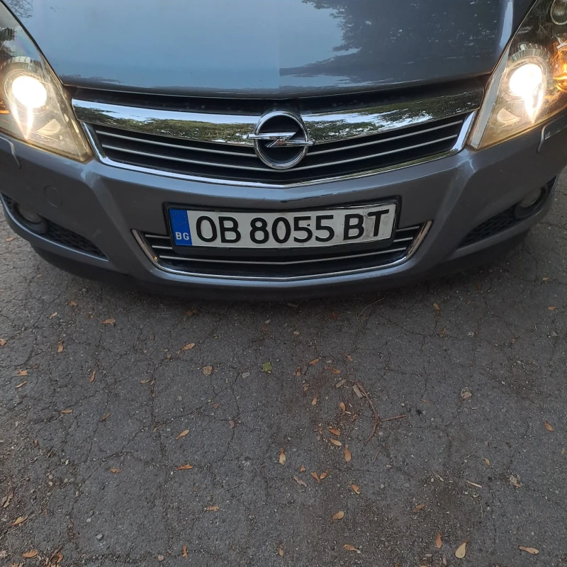 Opel Astra h, снимка 5 - Автомобили и джипове - 47501063