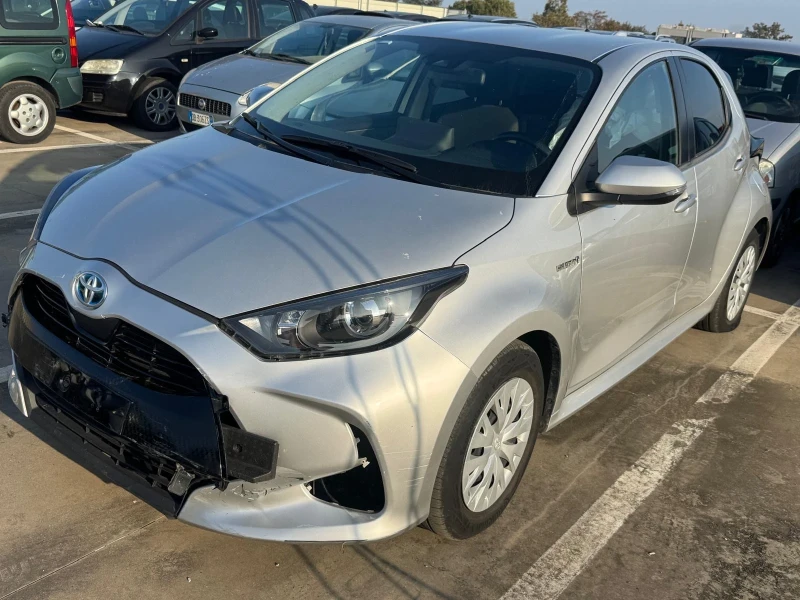 Toyota Yaris 1.5hybrid 93hp-Navi-LED-Камера-149900км-5.2021г, снимка 1 - Автомобили и джипове - 47957898