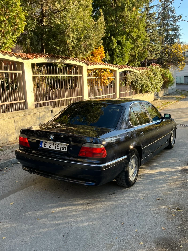 BMW 730 IL, снимка 4 - Автомобили и джипове - 48015774